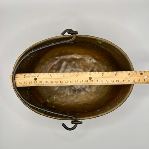 Antique Hammered Copper Pot  9.5" - Picture 7 of 9